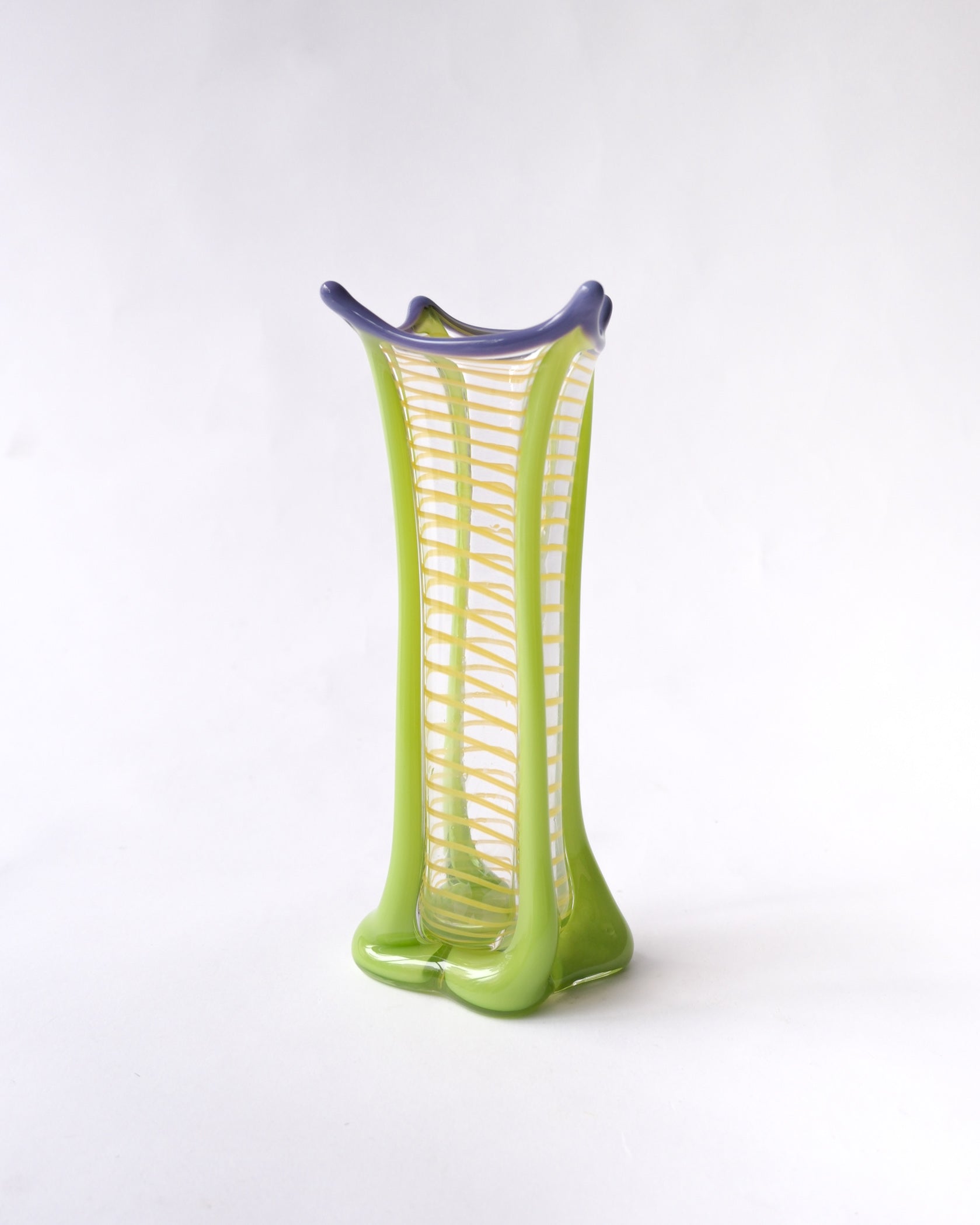 Art glass vase