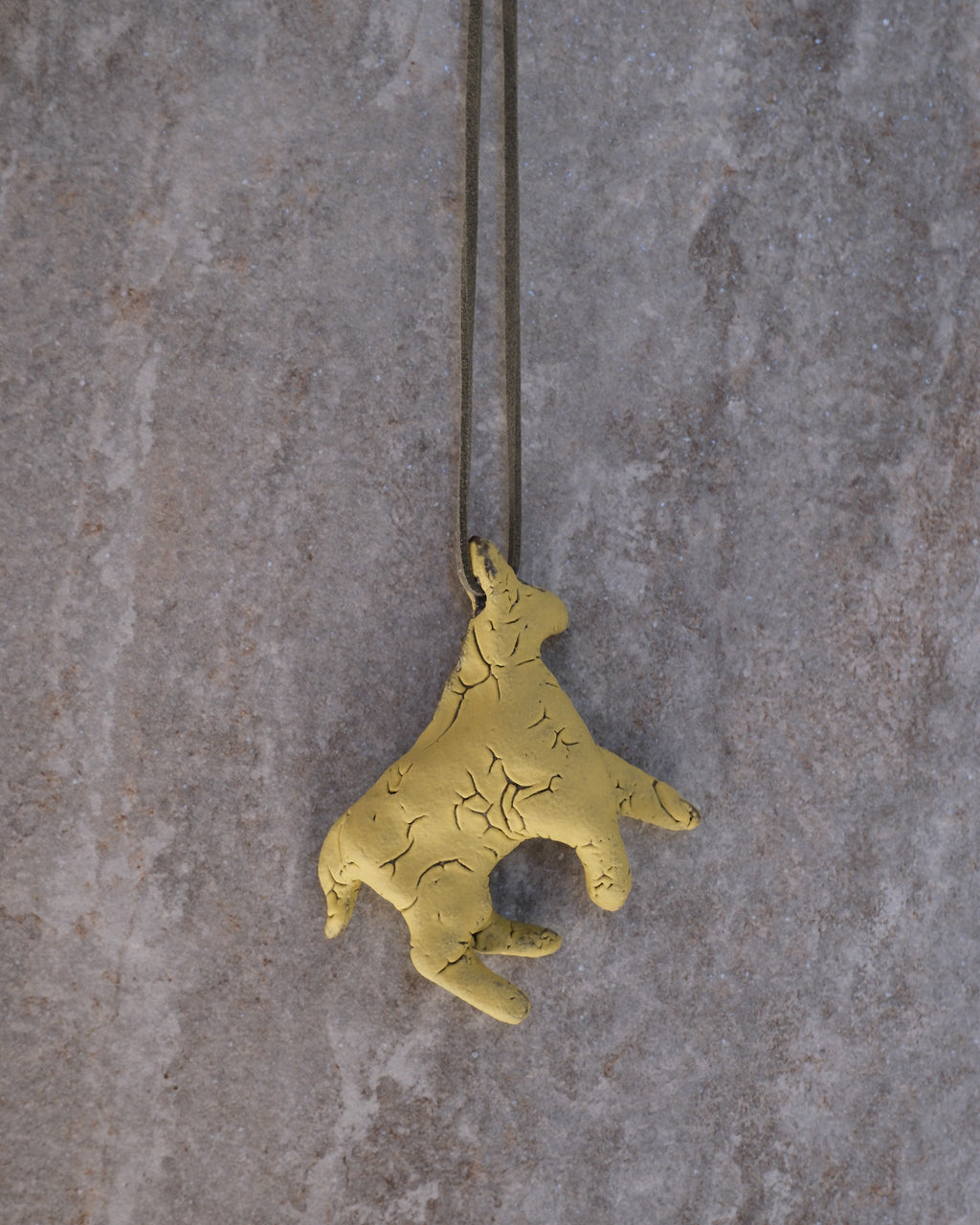 arakirina “HORSE” yellow