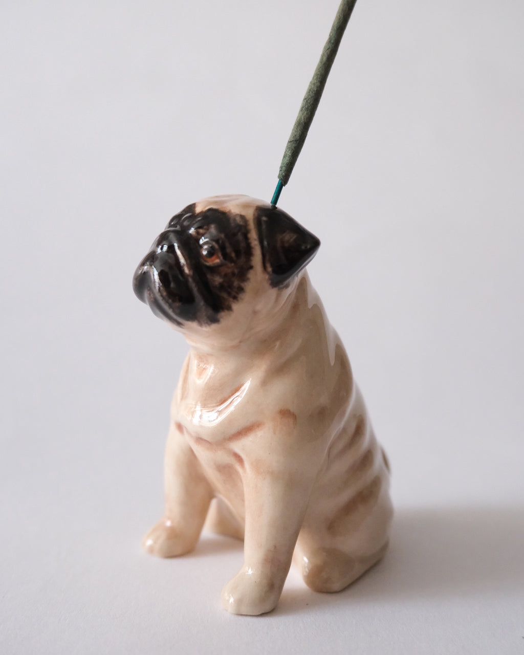 Dog incense holder