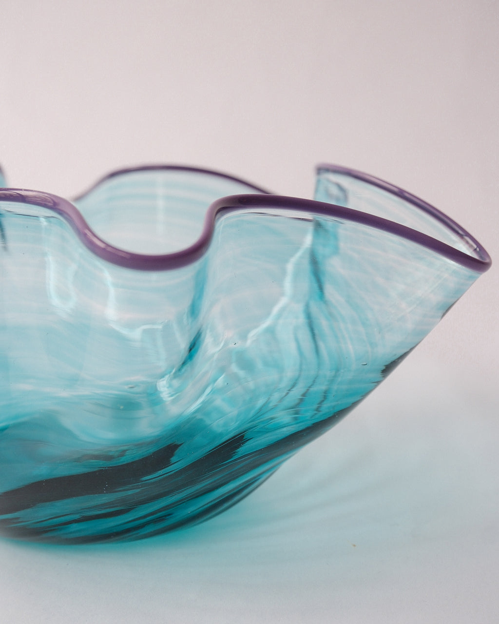 1999s vintage glass bowl