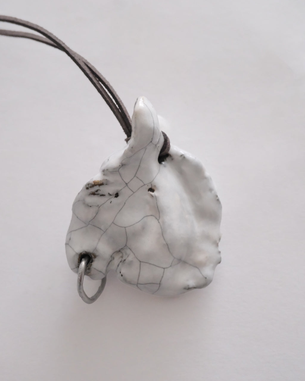 arakirina horse charm necklace