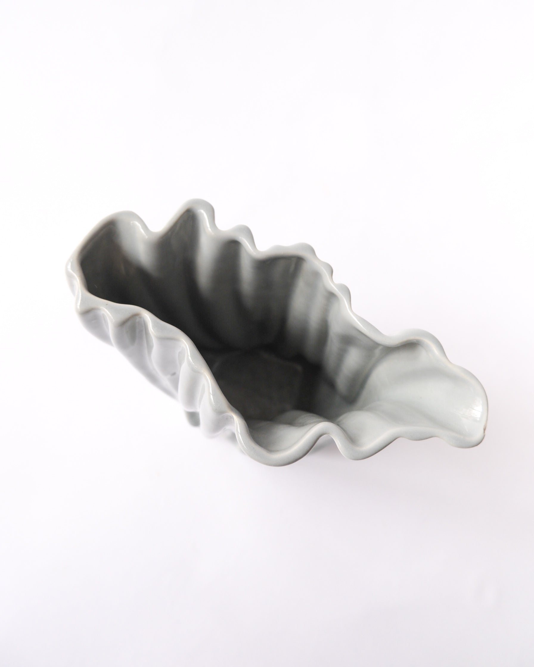 Frill ceramic vave