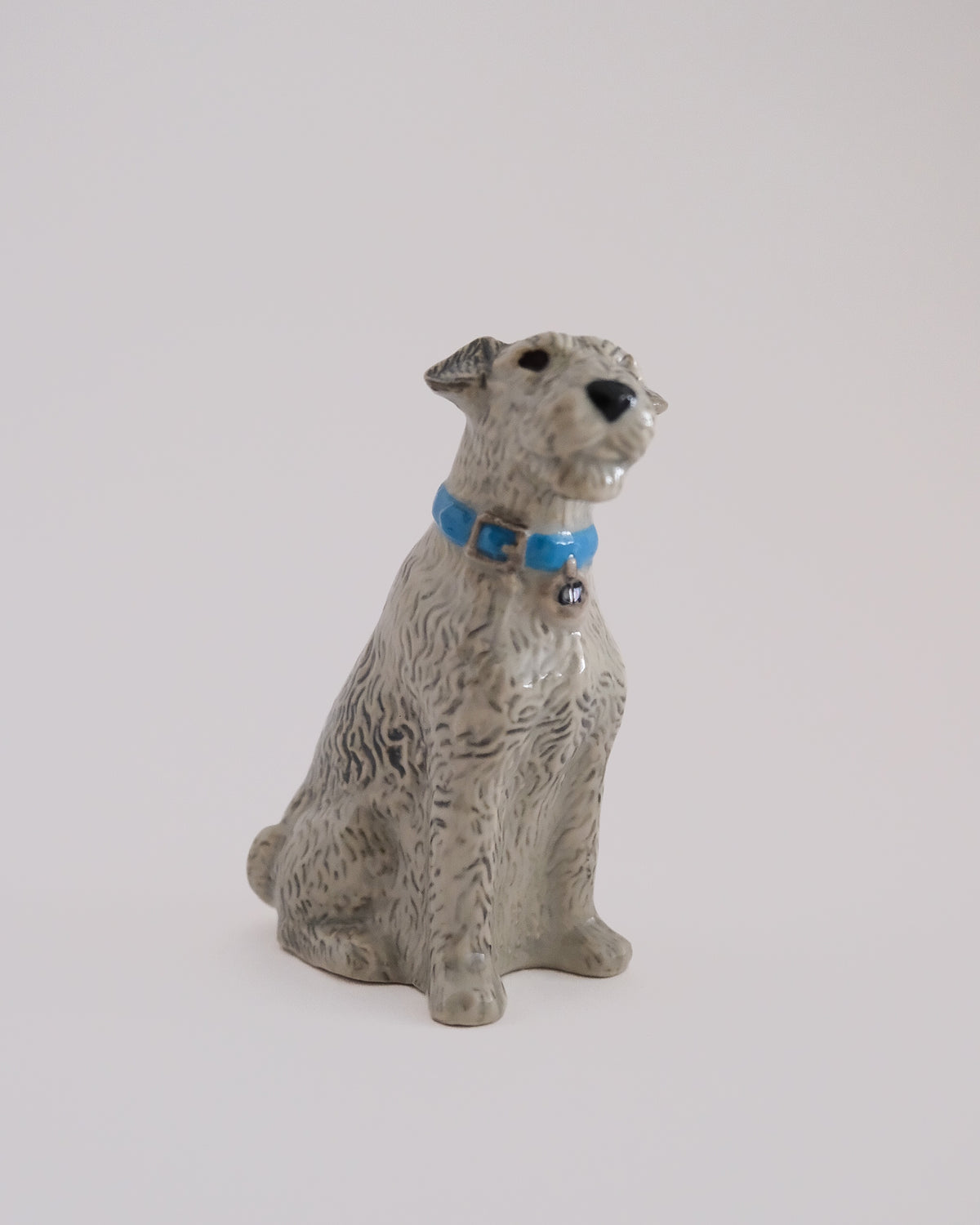 Dog incense holder