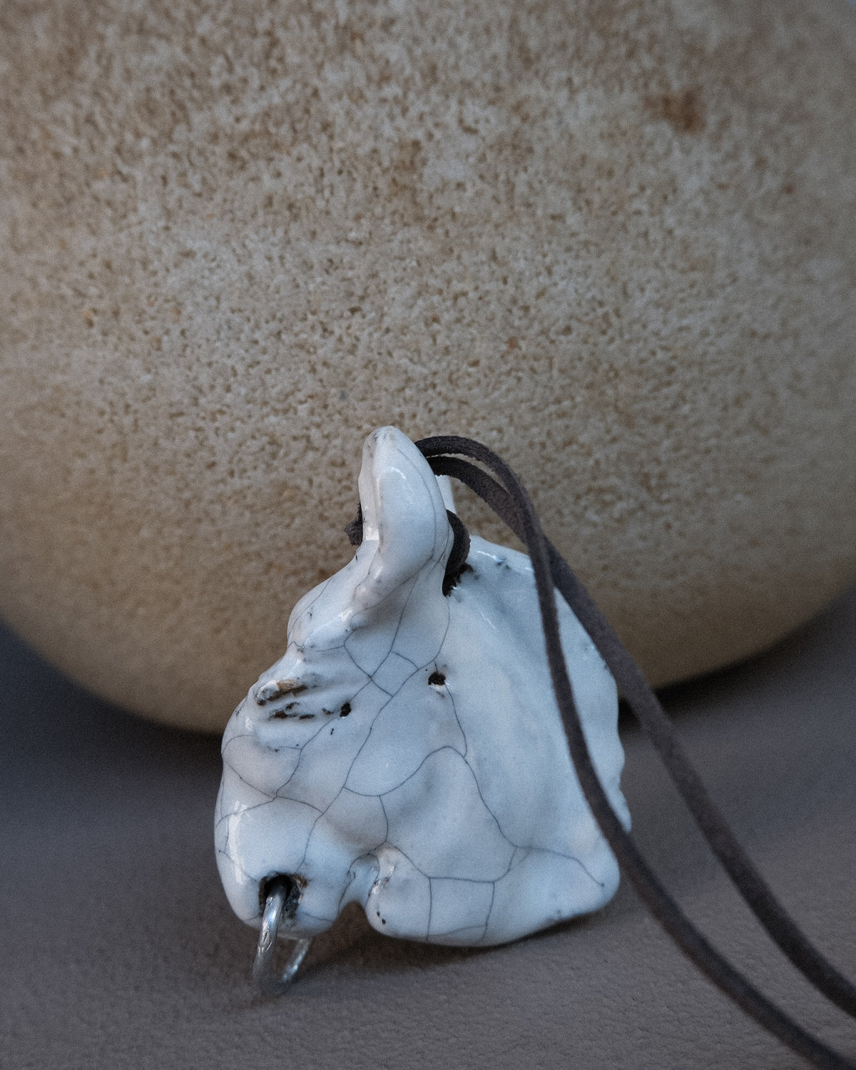 arakirina horse charm necklace