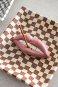 Lip incense holder