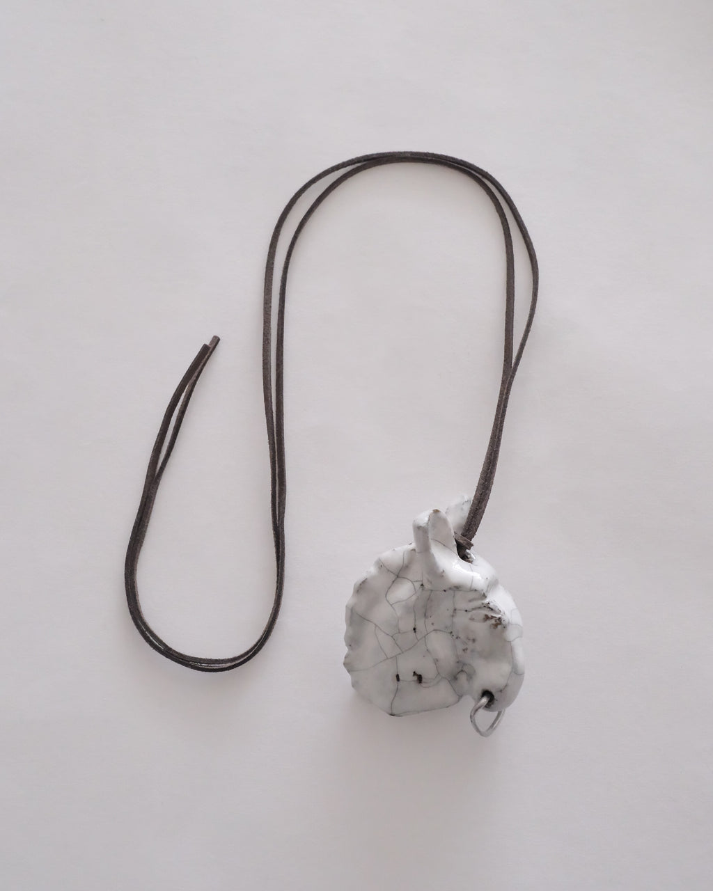arakirina horse charm necklace