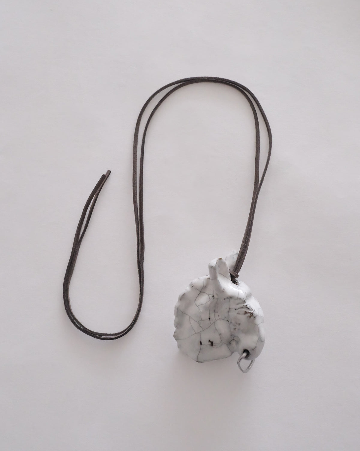 arakirina horse charm necklace