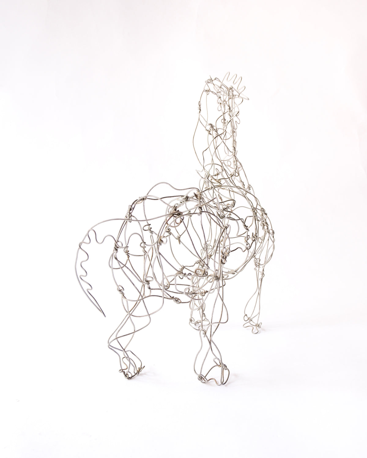 Wire horse object