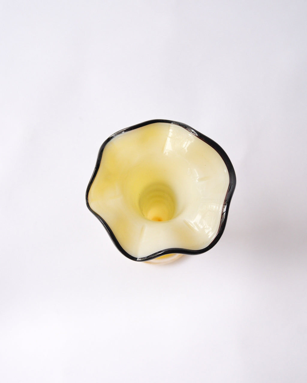 Spiral glass vase