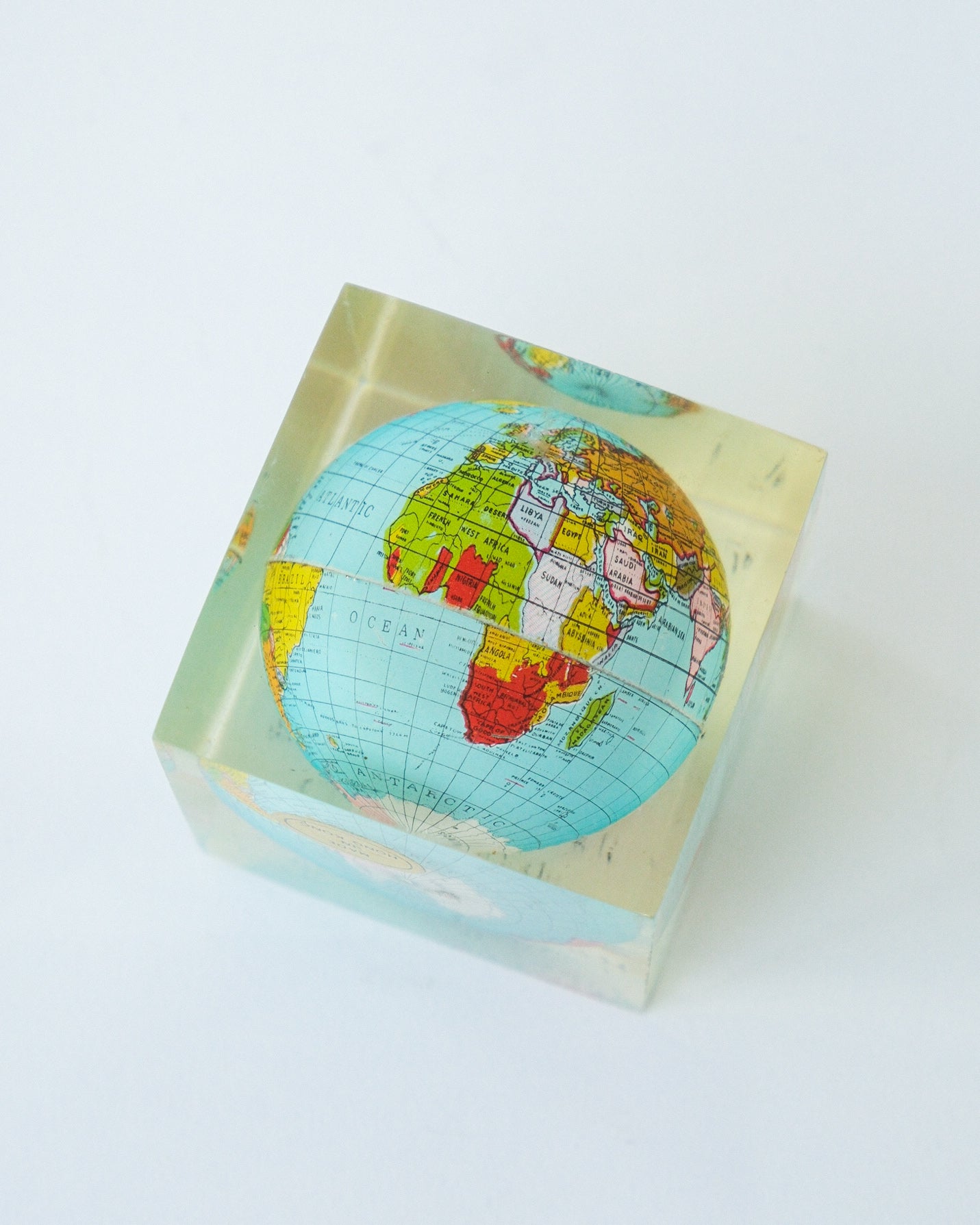 Globe Cube Object