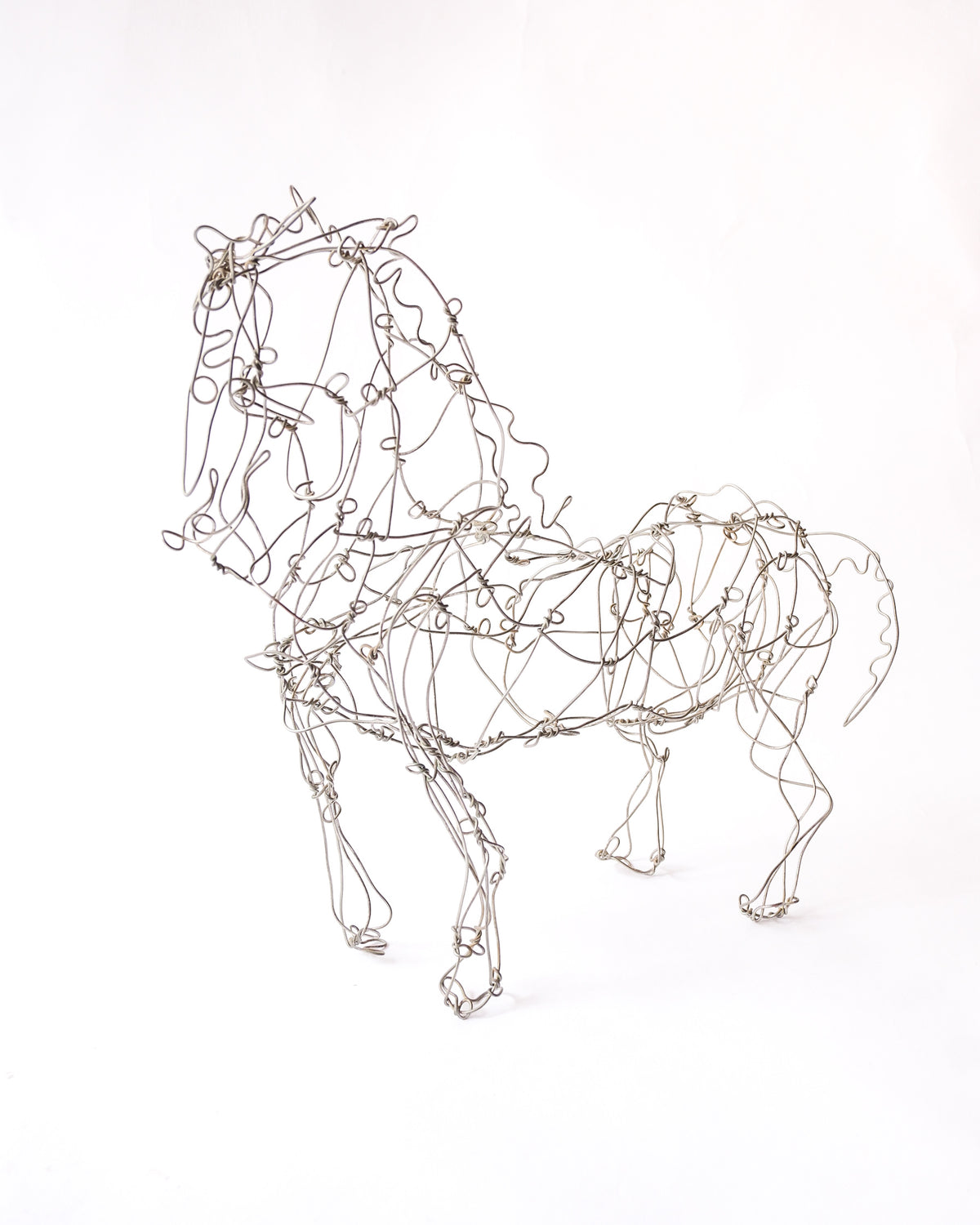 Wire horse object