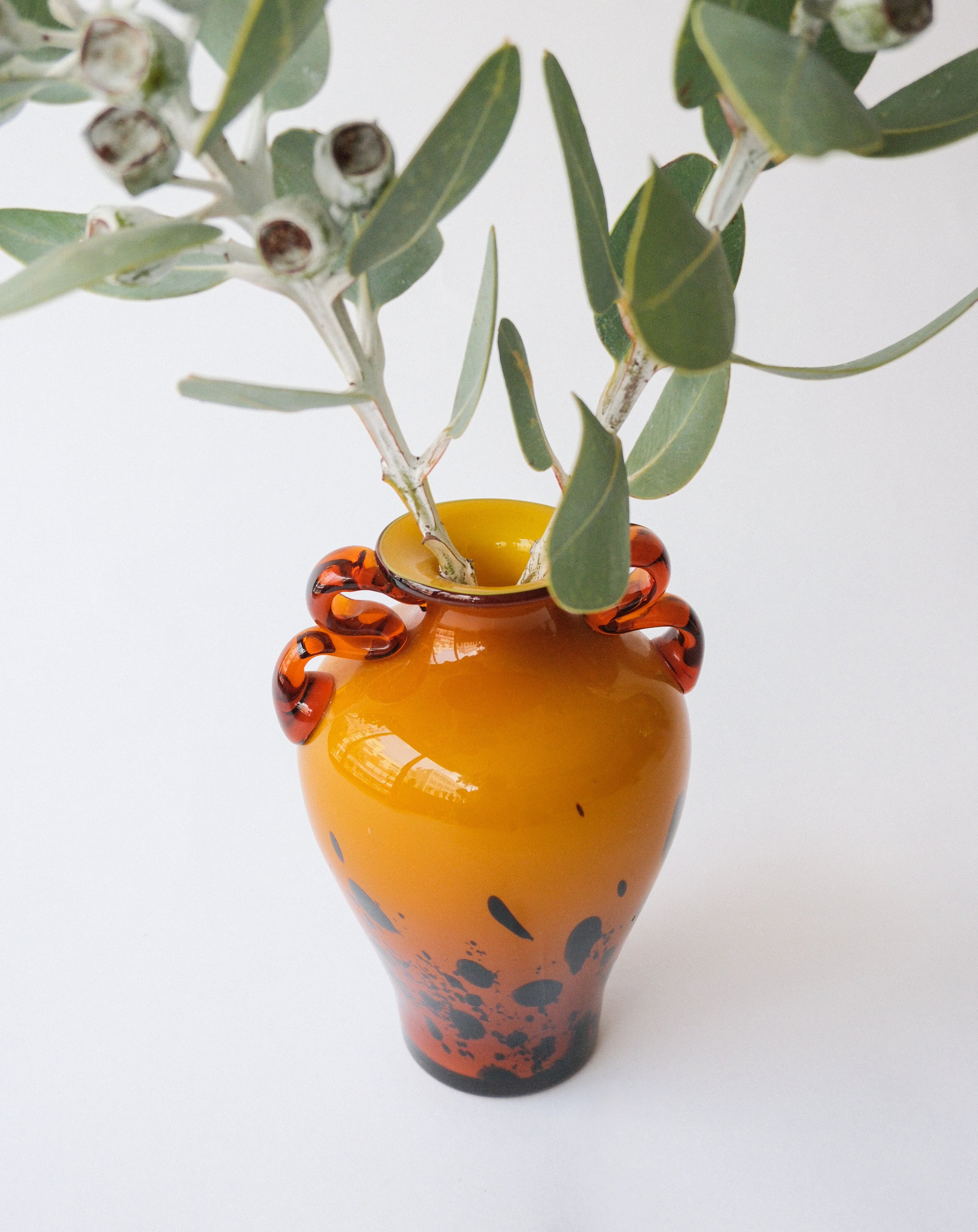 Glass vase