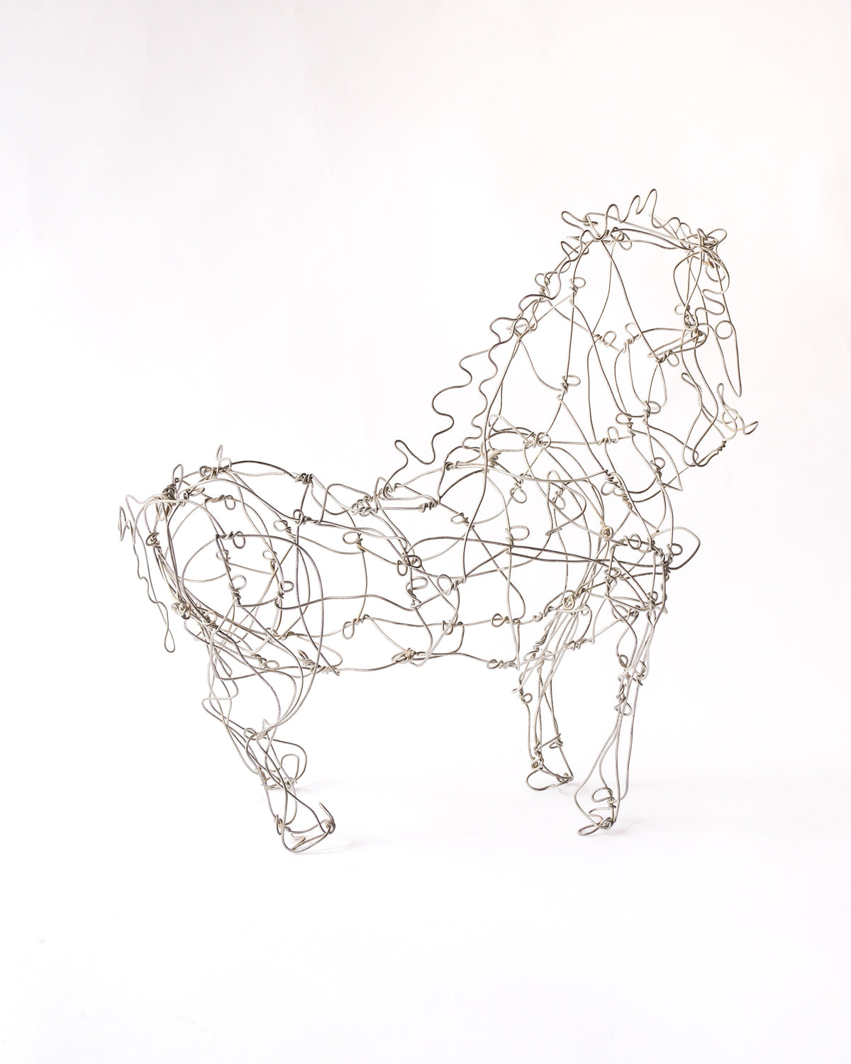 Wire horse object