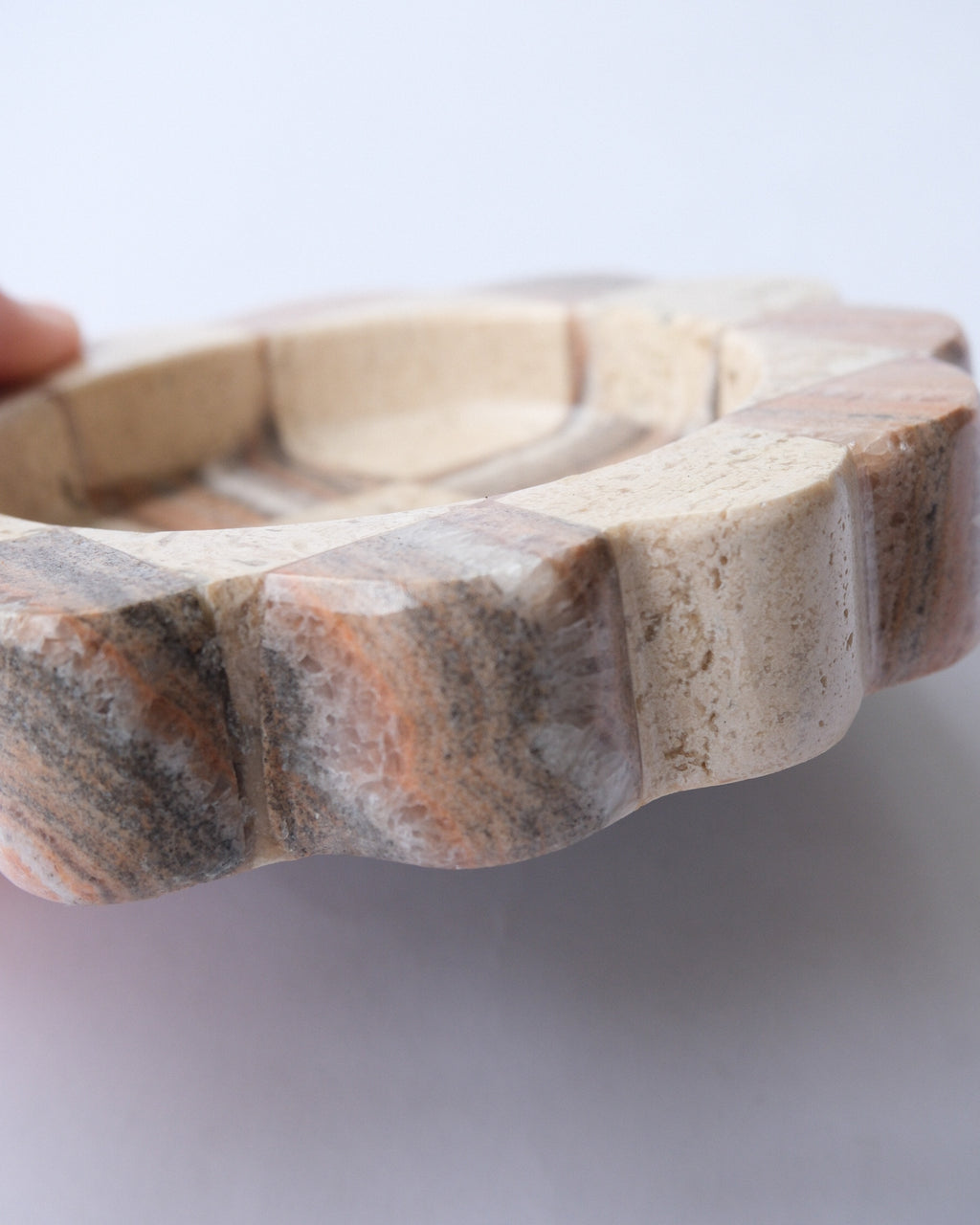 Checker ash tray