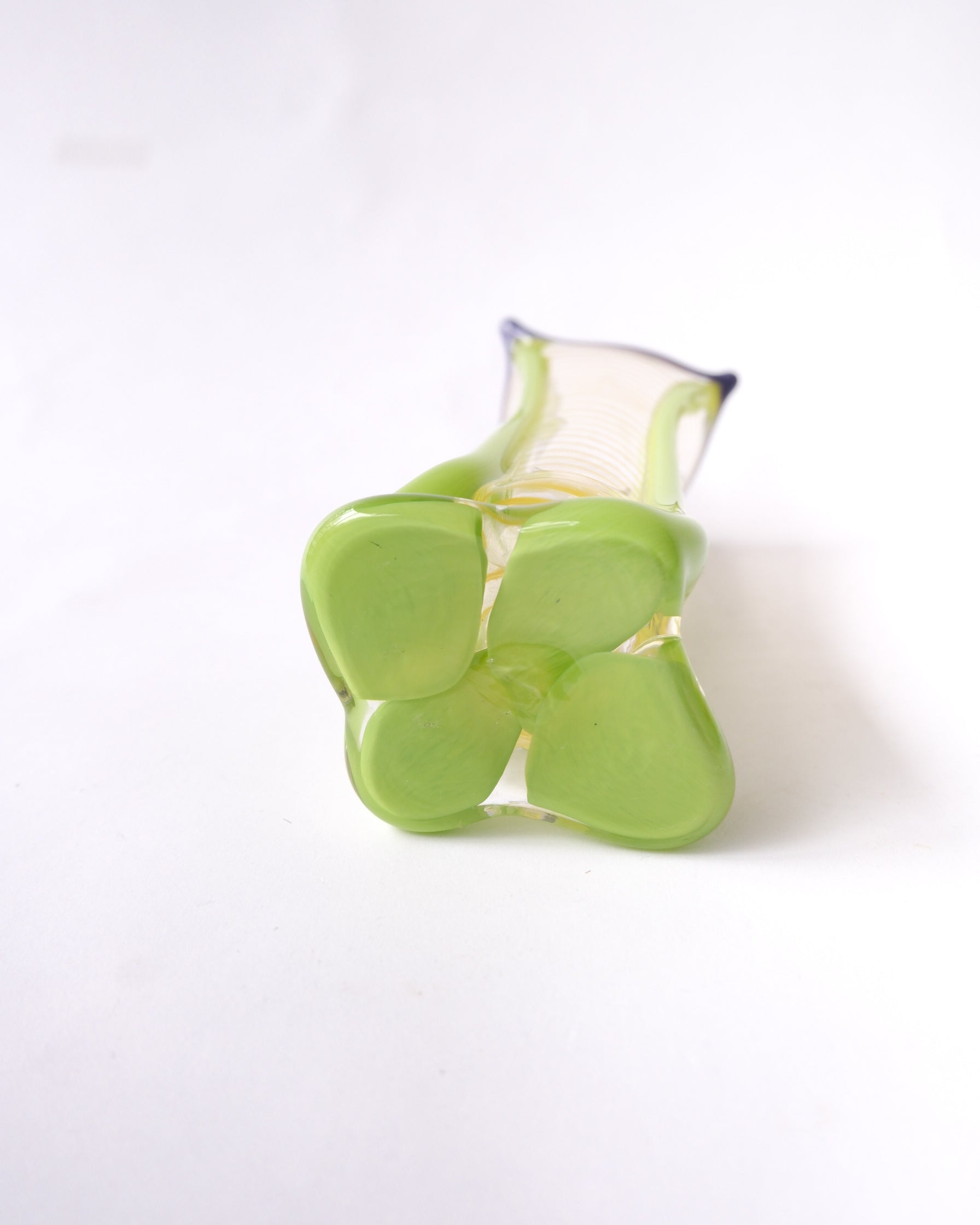Art glass vase