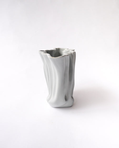 Frill ceramic vave