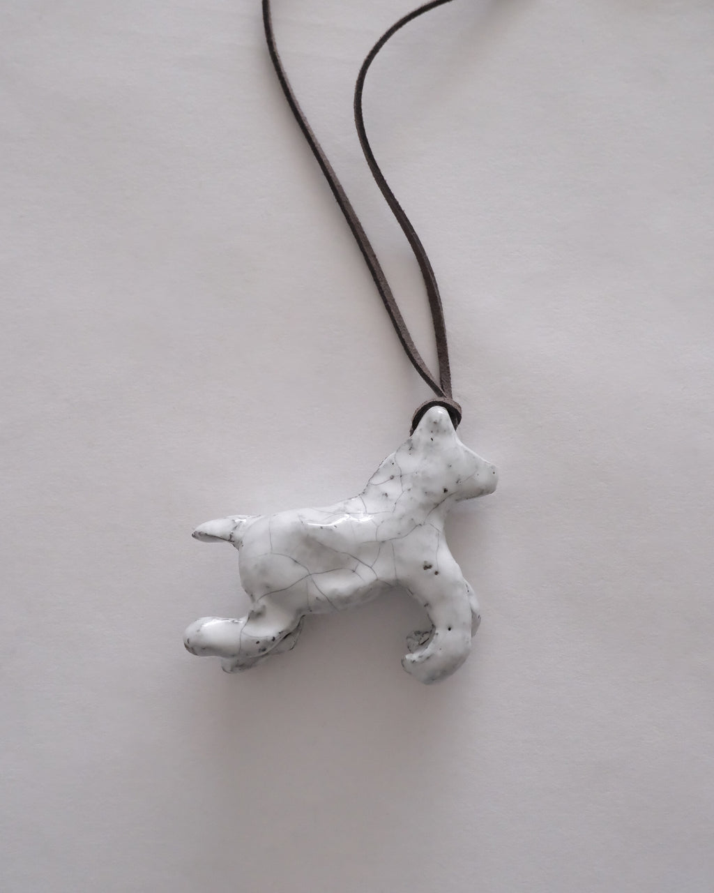 arakirina horse charm necklace