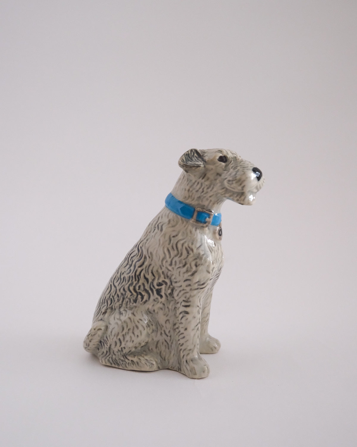 Dog incense holder