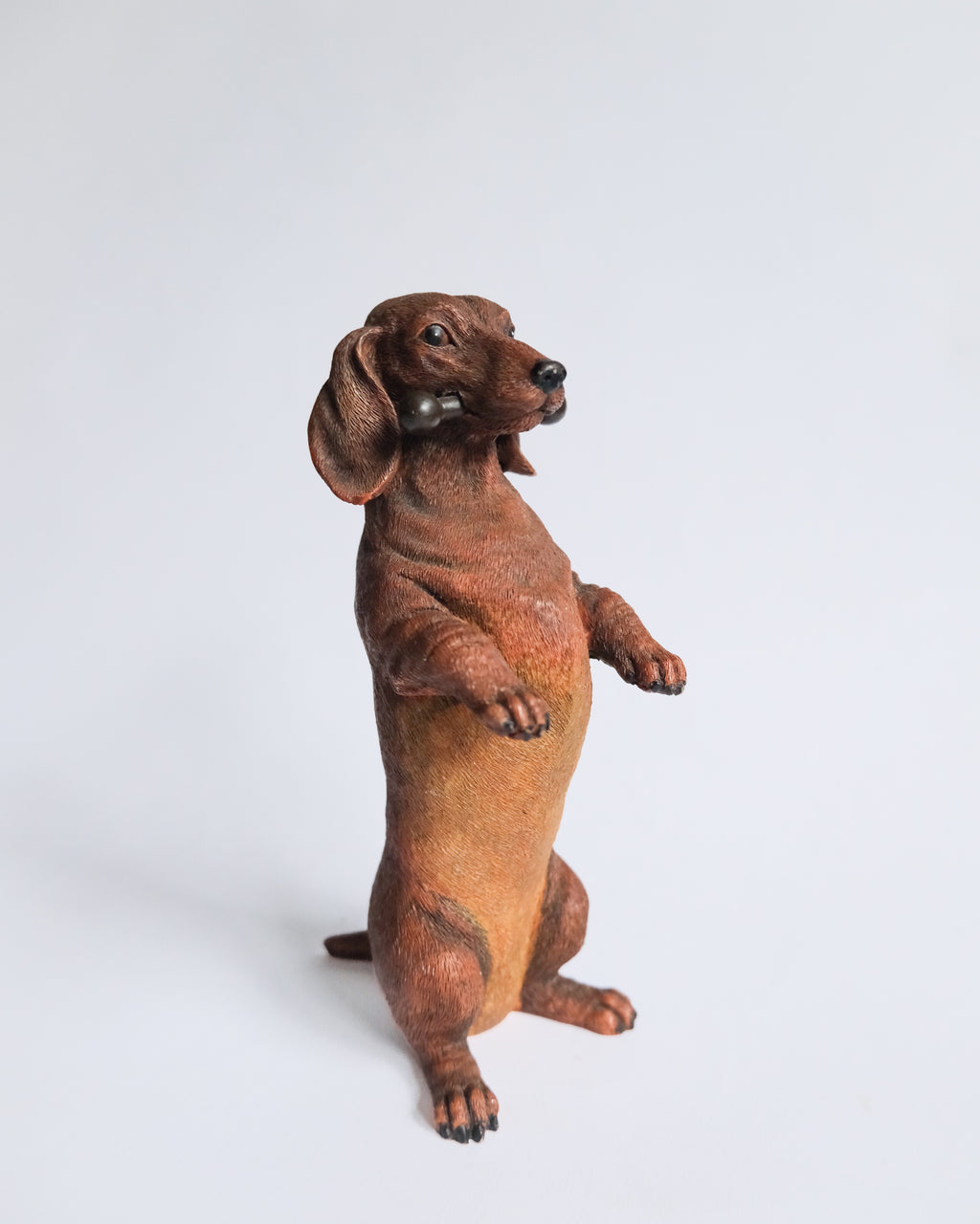 Standing dachshund figure